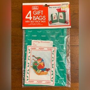 VTG 1987 Jeanmarie 4 Christmas Gift Bags Self-Stick Tags Children Sledding